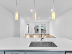 4934  Camdale Court , Dallas Texas 75206