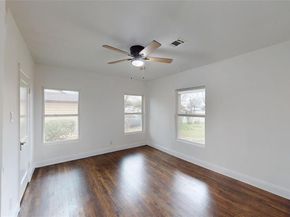 1425 W Walnut Street , Garland Texas 75042