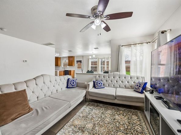 4706  Creekview Lane , Balch Springs Texas 75180