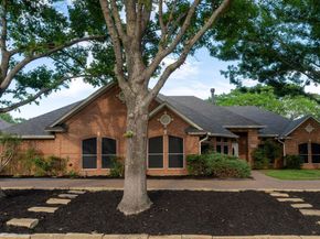 5709  Hidden Oaks Drive , Colleyville Texas 76034