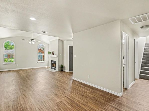 6113  Haley Lane , Fort Worth Texas 76132