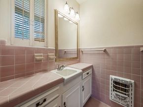 6224  Berryhill Street , Dallas Texas 75231