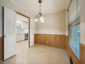 6224  Berryhill Street , Dallas Texas 75231
