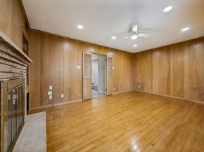 6224  Berryhill Street , Dallas Texas 75231