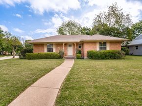 6224  Berryhill Street , Dallas Texas 75231