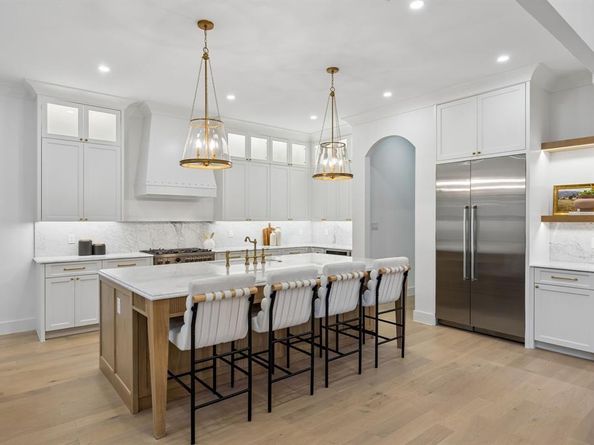 3724  Highgrove Drive , Dallas Texas 75220