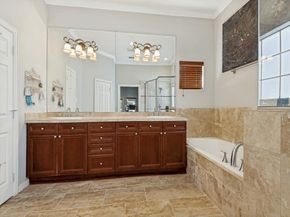 1018  Pavillion Street , Dallas Texas 75204