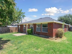 2078  Amherst Drive , Lewisville Texas 75067