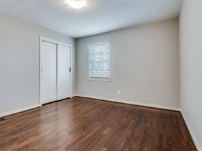 1315  Kings Highway , Dallas Texas 75208