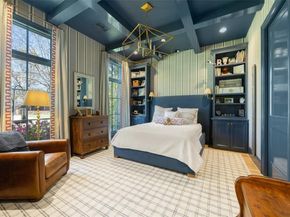 6711  Robin Road , Dallas Texas 75209