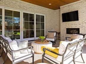 6711  Robin Road , Dallas Texas 75209