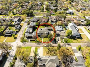 6711  Robin Road , Dallas Texas 75209