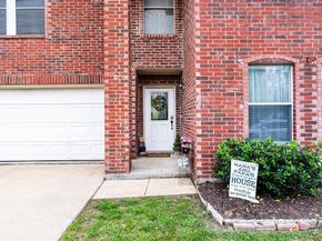 4333  Meadowknoll Drive , Fort Worth Texas 76123