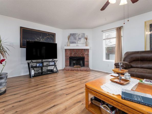 4333  Meadowknoll Drive , Fort Worth Texas 76123