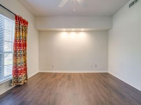 4438  Harlanwood Drive  211, Fort Worth Texas 76109