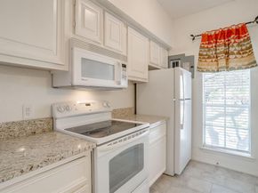 4438  Harlanwood Drive  211, Fort Worth Texas 76109