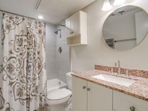 4438  Harlanwood Drive  211, Fort Worth Texas 76109