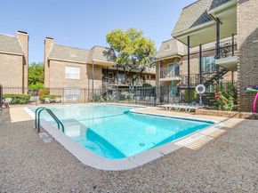 4438  Harlanwood Drive  211, Fort Worth Texas 76109