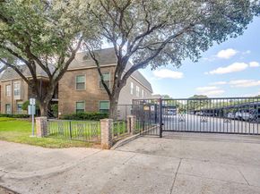4438  Harlanwood Drive  211, Fort Worth Texas 76109