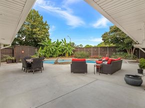 7449  Tophill Lane , Dallas Texas 75248
