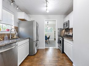 1305 W Grauwyler Road , Irving Texas 75061