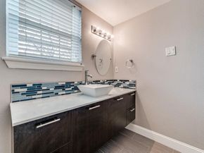 5407  Bryan Street  B209, Dallas Texas 75206