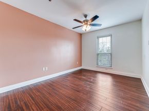 5407  Bryan Street  B209, Dallas Texas 75206