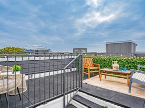 1219  Beaconsfield Lane  905, Arlington Texas 76011