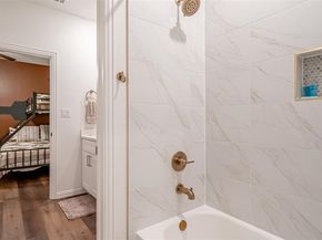 1219  Beaconsfield Lane  905, Arlington Texas 76011