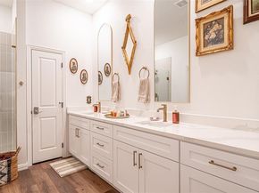 1219  Beaconsfield Lane  905, Arlington Texas 76011