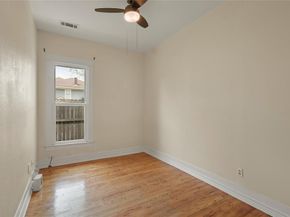 836 W 8th Street , Dallas Texas 75208