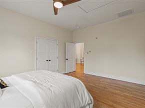 836 W 8th Street , Dallas Texas 75208