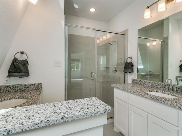 326  Oakbend Drive  16, Lewisville Texas 75067