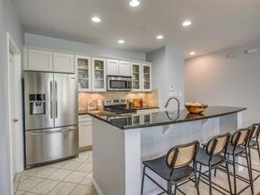 1020  Texas Street  3304, Fort Worth Texas 76102