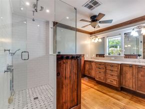 4933  Victor Street , Dallas Texas 75214