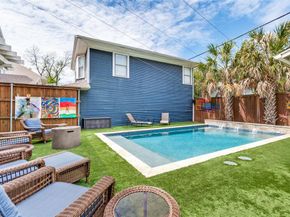 4933  Victor Street , Dallas Texas 75214