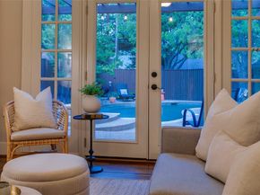 1126 N Windomere Avenue , Dallas Texas 75208