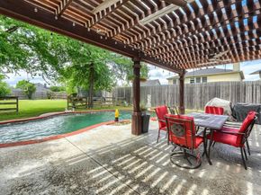 2203  Wagon Wheel Trail , Corinth Texas 76208