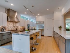 6411  Azalea Lane , Dallas Texas 75230