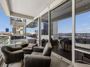 2408  Victory Park Lane  832, Dallas Texas 75219