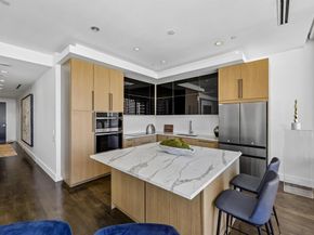 2408  Victory Park Lane  832, Dallas Texas 75219