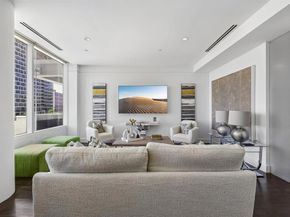 2408  Victory Park Lane  832, Dallas Texas 75219