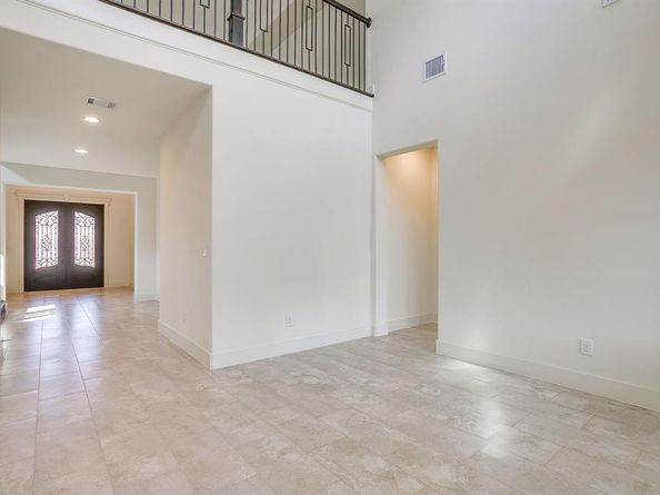 928  Arkan Lane , Fort Worth Texas 76120