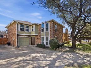 315  Stoneledge Drive , Irving Texas 75063