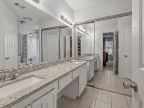 315  Stoneledge Drive , Irving Texas 75063