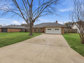 2607  Boulder Drive , Corinth Texas 76210