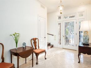 5805  Farquhar Lane , Dallas Texas 75209