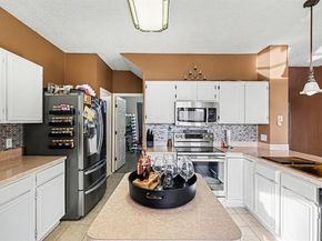 6715  Canyon Creek Drive , Arlington Texas 76001