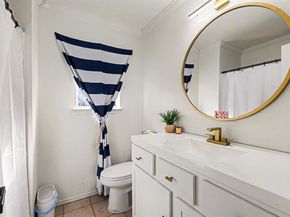 6715  Canyon Creek Drive , Arlington Texas 76001