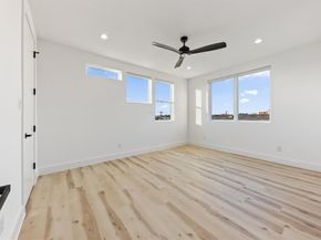 2433  Vagas Street , Dallas Texas 75219